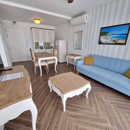 Ocean View Apartments Лориньян Экстерьер фото
