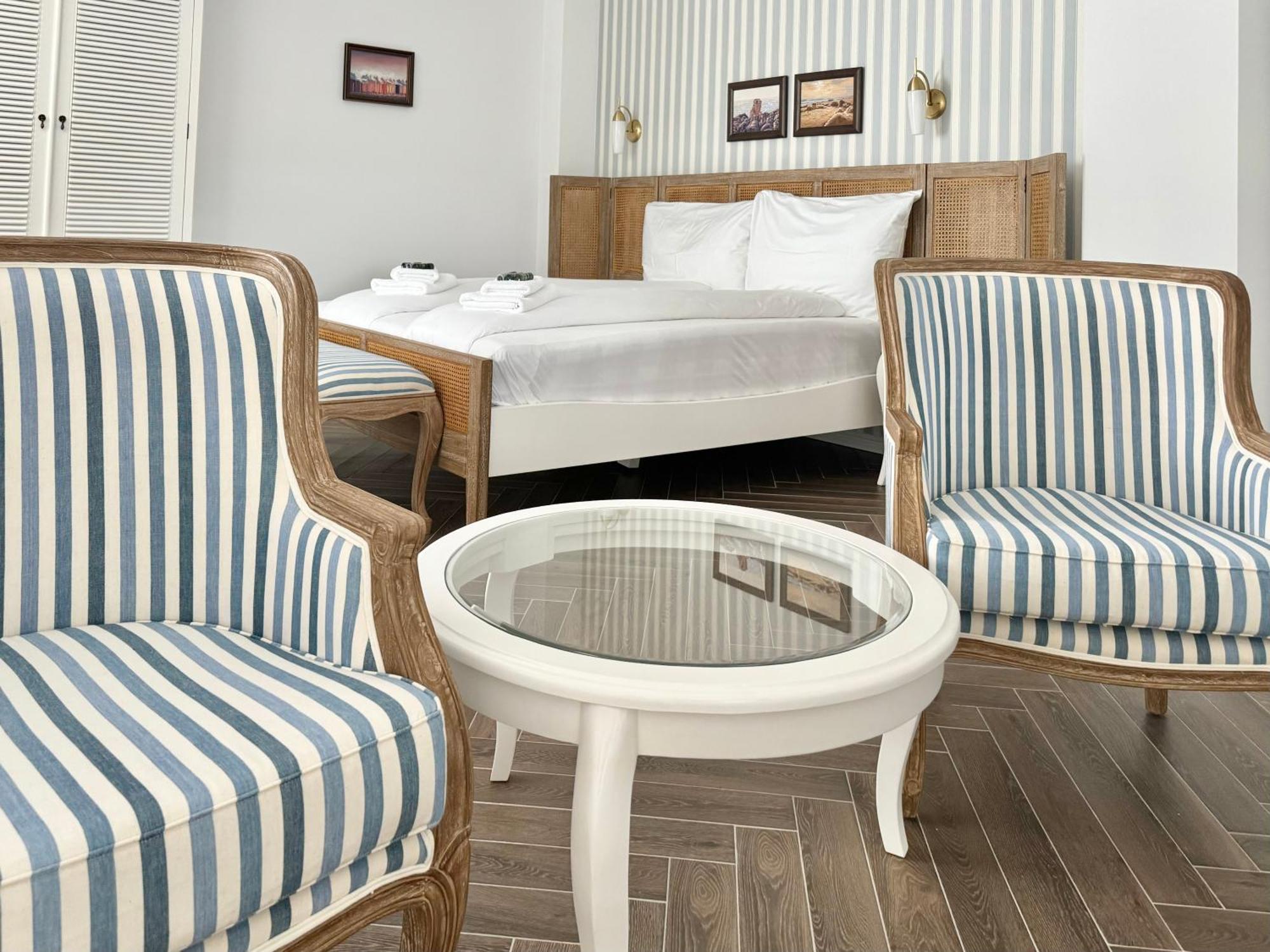 Ocean View Apartments Лориньян Номер фото