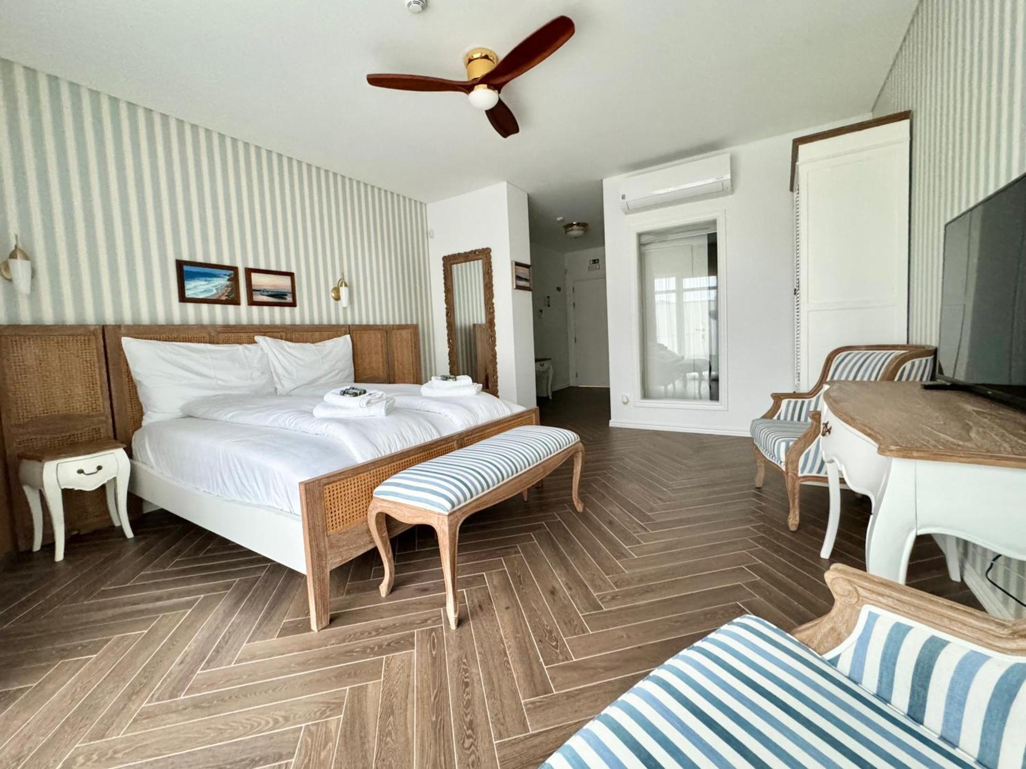 Ocean View Apartments Лориньян Номер фото