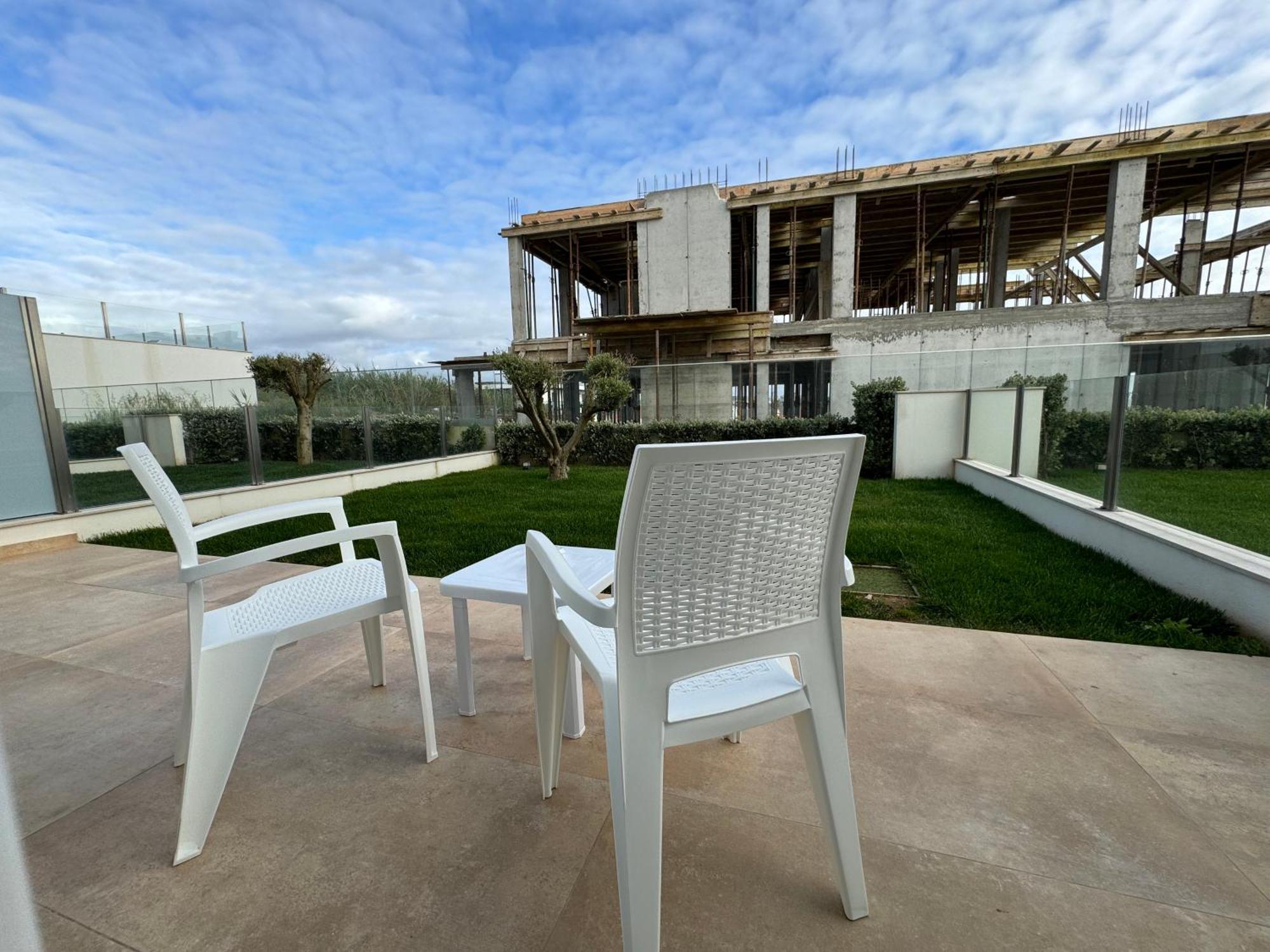 Ocean View Apartments Лориньян Экстерьер фото